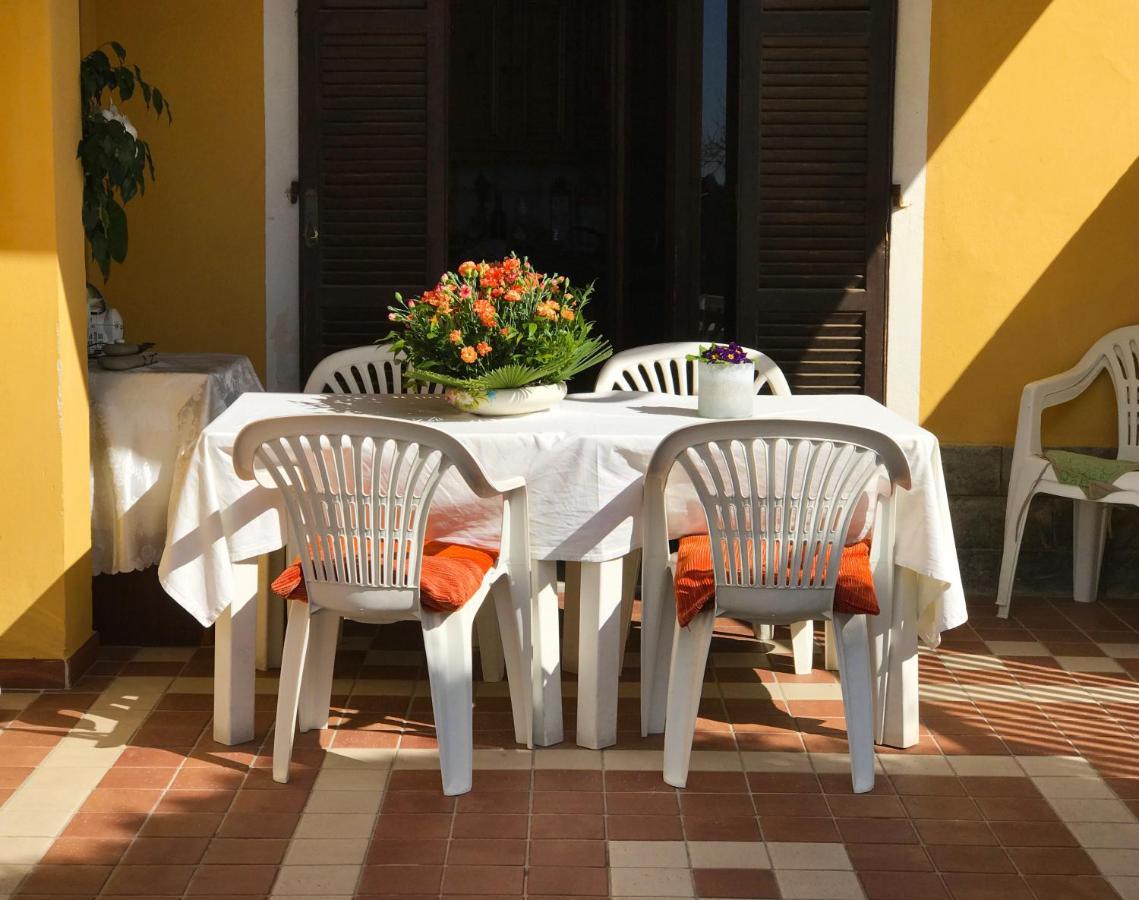 Il Giardino Sul Mare B&B 리바 리구레 외부 사진