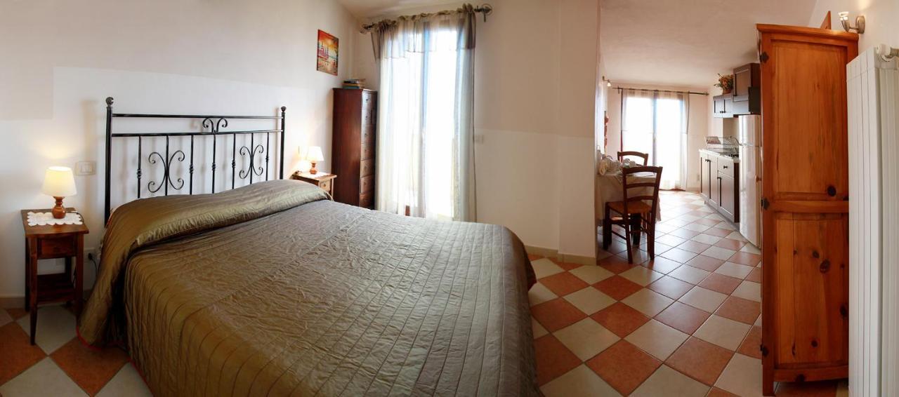 Il Giardino Sul Mare B&B 리바 리구레 외부 사진