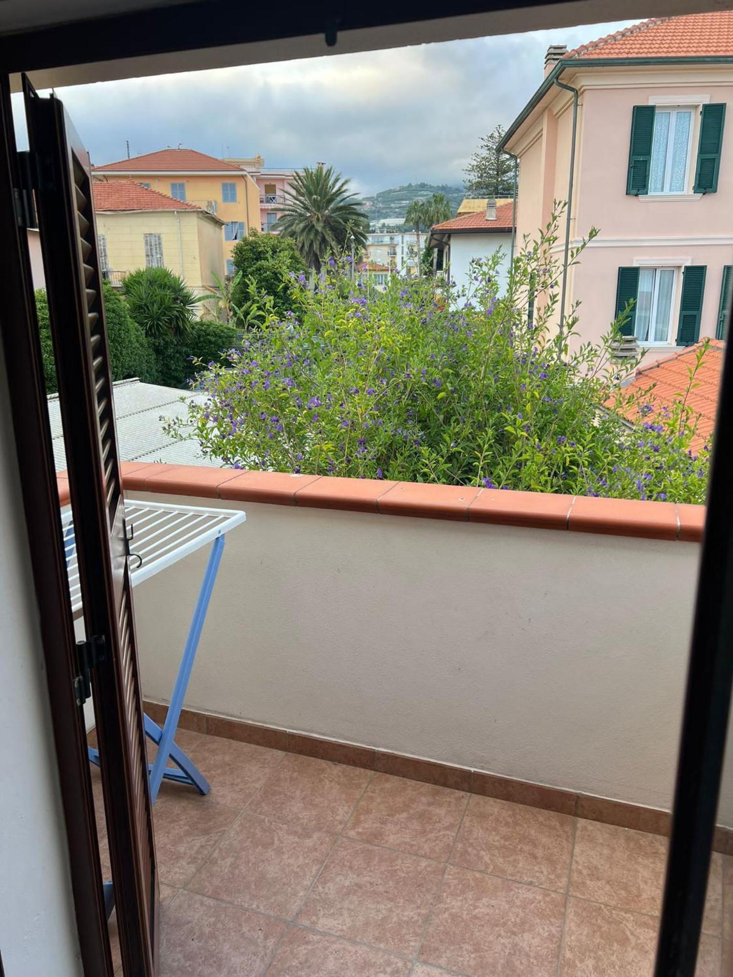 Il Giardino Sul Mare B&B 리바 리구레 외부 사진